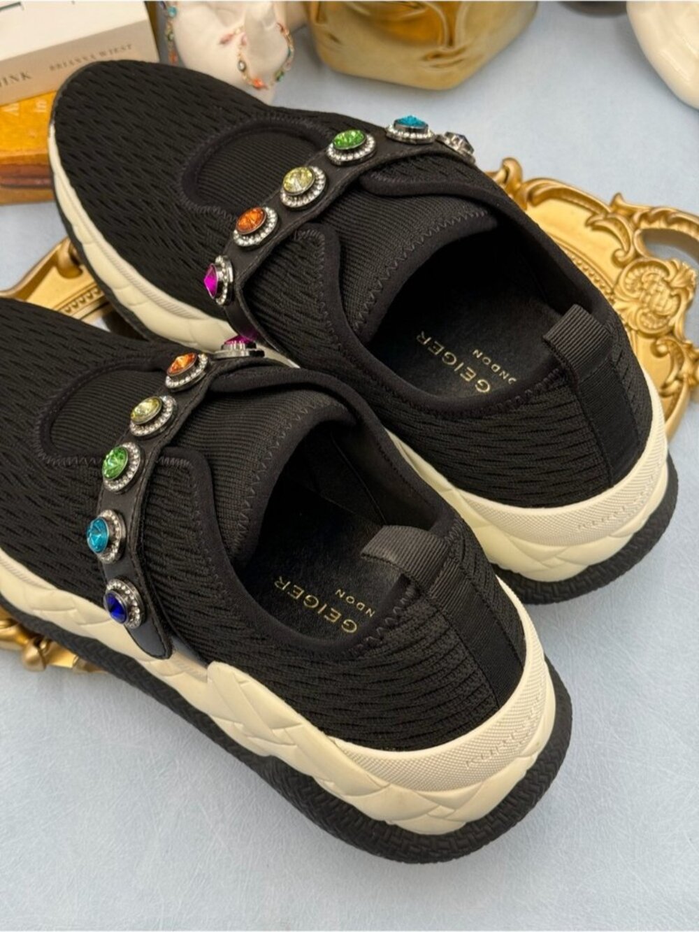 🆕 KURT GEIGER LONDON 🧿 NWOB Knit Rainbow Jewel Sneakers, Black - Sz 40.5 US9.5 - Picture 11 of 14